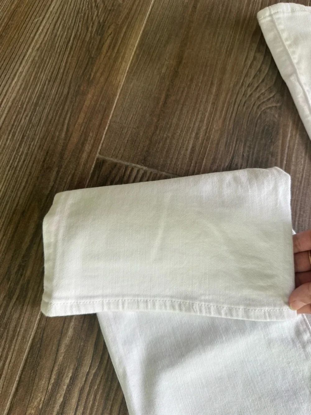 Levi's White Mid-Rise BootCut Flare Jeans - Picture 15 of 15
